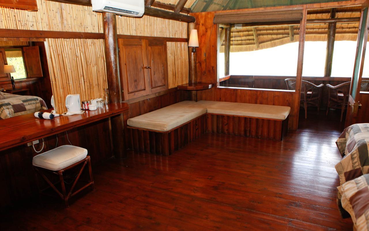 Nkwazi Lake Lodge Pongola Exterior photo