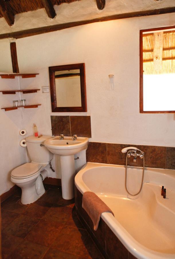 Nkwazi Lake Lodge Pongola Exterior photo